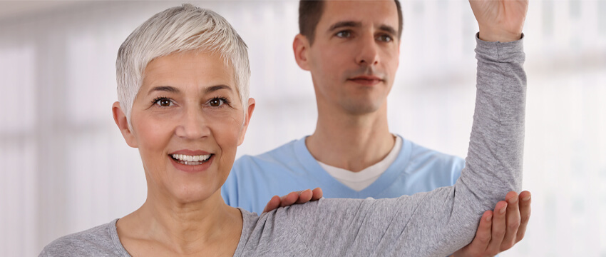 Chiropractor vs Physiotherapist — Discover Their Differences
